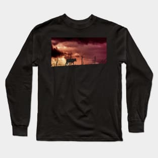 silhouette of a bull in a sunset Long Sleeve T-Shirt